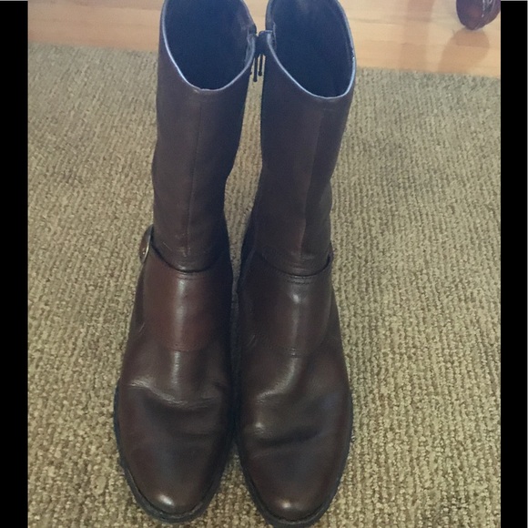 Born leather mid calf zippered boots. - Picture 1 of 7